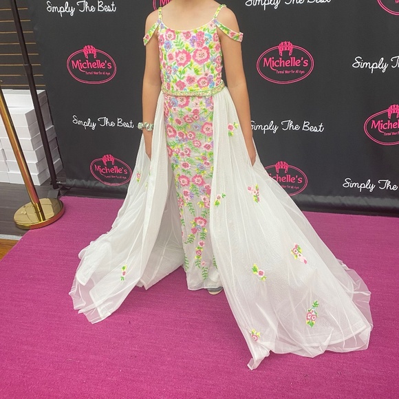 AshleyLauren size 10 - Picture 5 of 6